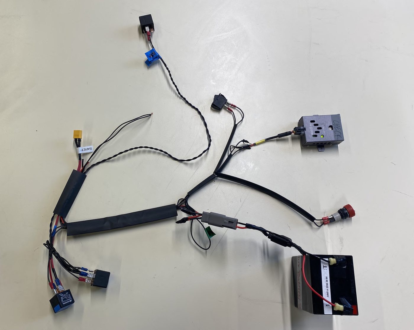 Full wiring harness with safety switches and battery