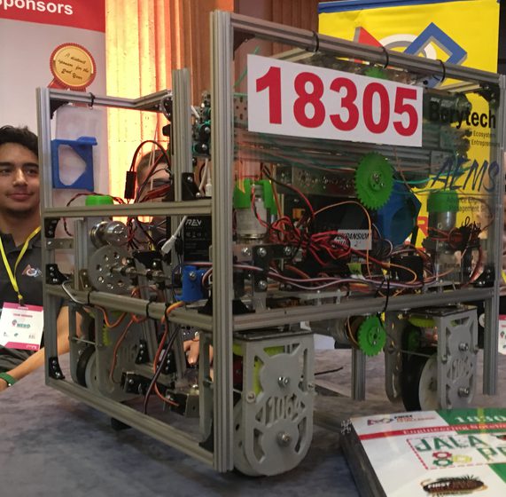 Robot with automated linear rail mechanism